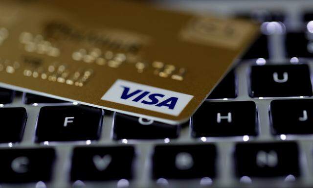 Kreditkartenbetreiber Visa spiele etwa bei der globalen Umstellung von Bar- auf elektronische Zahlungen eine führende Rolle.