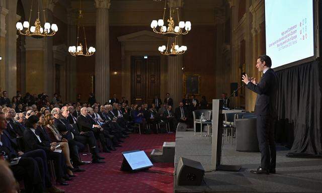 Es sei „unvorstellbar“, dass Judenhass fast 75 Jahre nach der Shoah noch existiere, sagte Bundeskanzler Kurz auf der Antisemitismus-Konferenz in Wien.