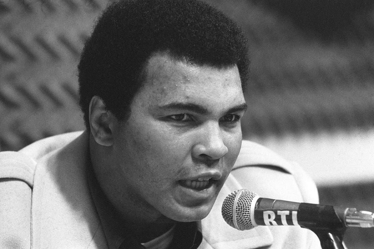 1954 feierte Ali sein Debüt als Amateur-Boxer in Louisville.