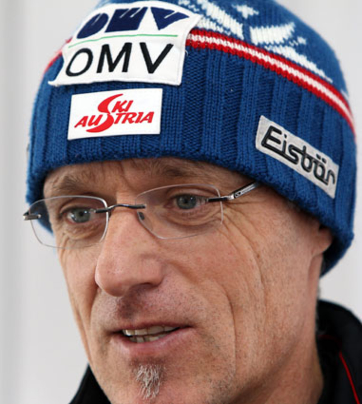 "Ich bin sehr erleichtert, denn das ist ein Mikadospiel. Wir sind das stärkste Team, aber das muss man rüberbringen. Alle sind heute befreiter und merklich besser gesprungen als in den Einzelbewerben. Mit Gold und zweimal Bronze müssen wir zufrieden sein. Gregor hat heute seine besten Sprünge hier gezeigt."