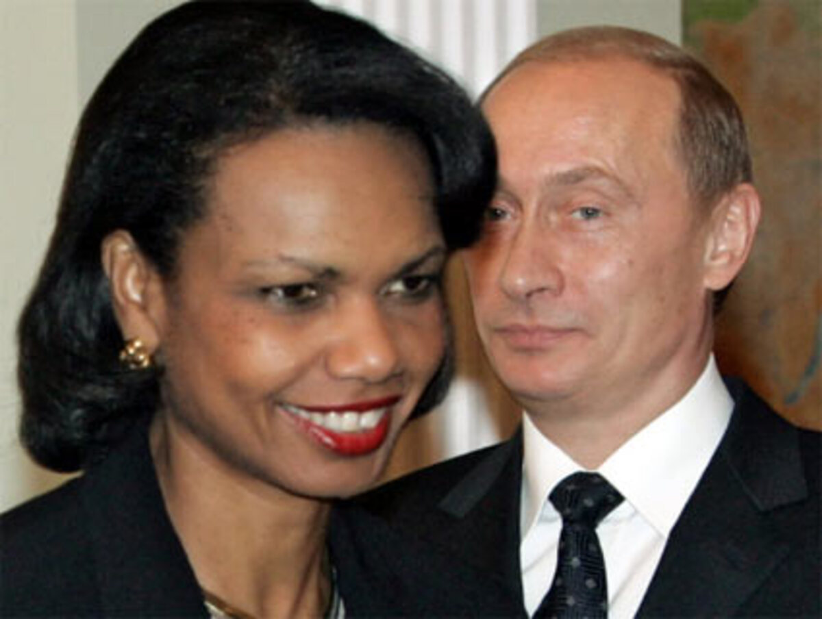 US-Raketenabwehr  Russland nutzt die Spaltung der EU bei dem geplanten US-Raketenschild in Polen und Tschechien. Befürworter glauben, Moskau trotz des scharfen Protests von Präsident Wladimir Putin noch in die US-Pläne einbinden zu können. Am Dienstag versuchte US-Außenministerin Condoleezza Rice in Moskau Überzeugungsarbeit.