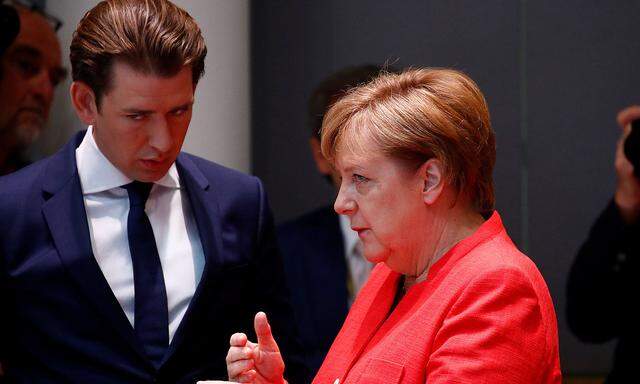 Österreichs Bundeskanzler Sebastian Kurz und Deutschlands Kanzlerin Angela Merkel