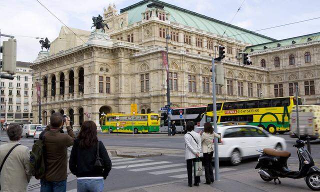 Jeder dritte Fußgängerunfall in Österreich findet auf einem Schutzweg statt