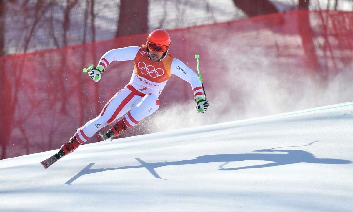 Im wegen starken Windes zum Super-G-Start hinunterverlegten Teilbewerb verlor der Salzburger nur 1,32 Sekunden auf den vorangelegenen Deutschen Thomas Dreßen.