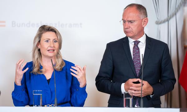 Frauenministerin Susanne Raab und Innenminister Gerhard Karner