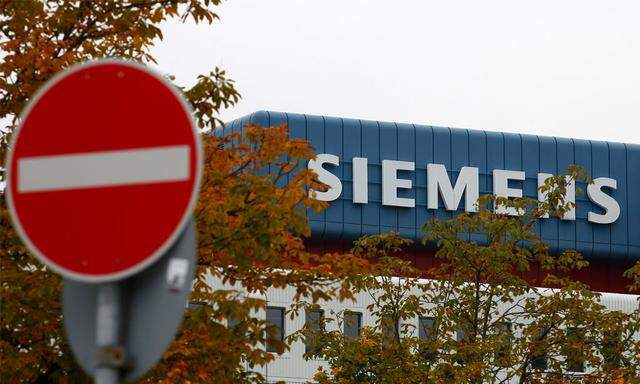 Gehaltsaffaere Siemens stellt Personalchef