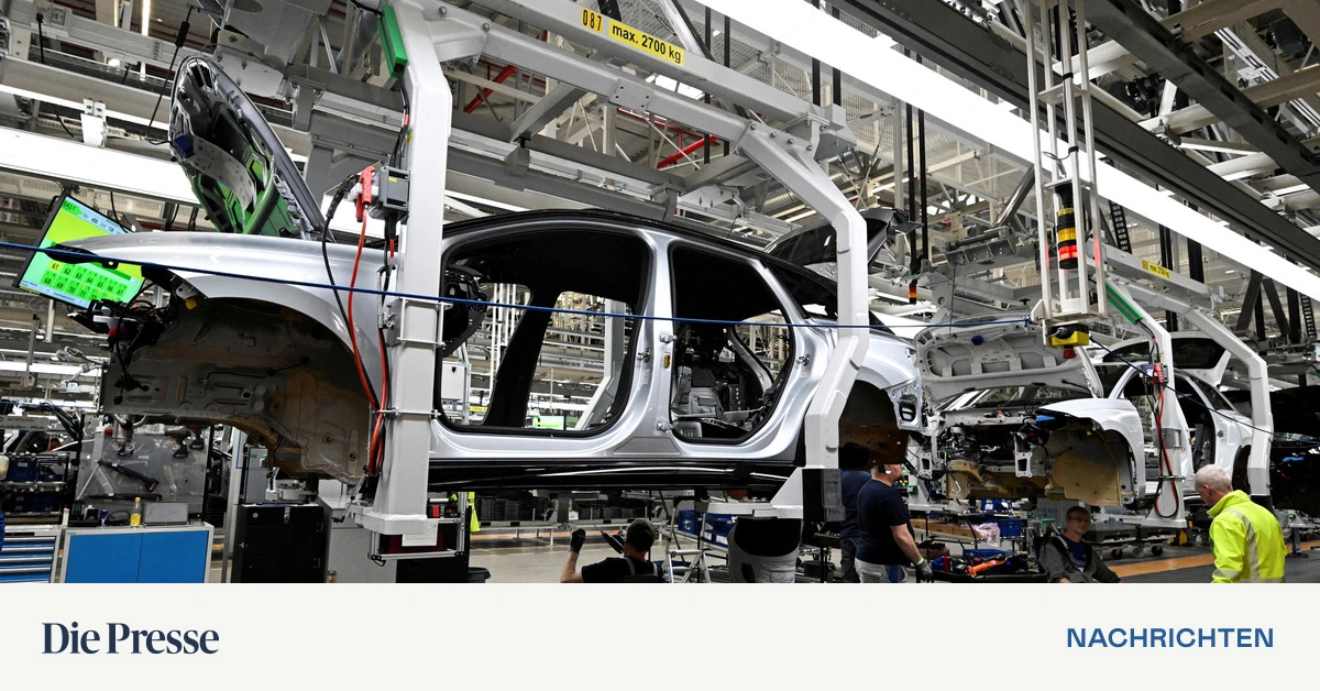 VW-pr-ft-Bau-von-Milit-rfahrzeugen-in-Osnabr-ck