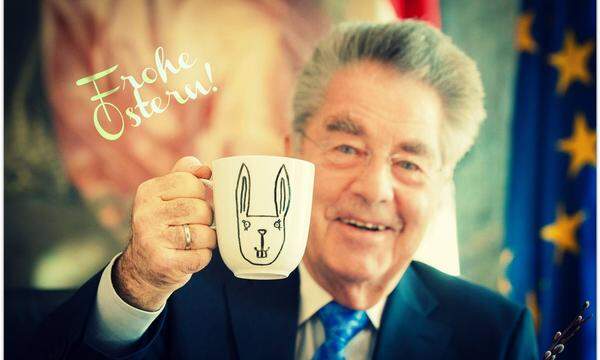 Während seiner Amtszeit begeisterte der "erste Social-Media-Bundespräsident" Heinz Fischer seine Wähler auf Facebook. Etwa wenn er seinen Fans frohe Ostern wünscht,...