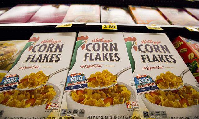 Kellogg´s Corn Flakes cereal is pictured at a Ralphs grocery store in Pasadena