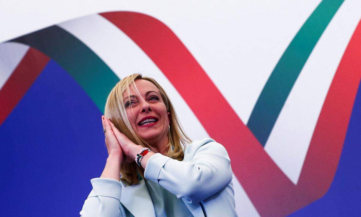 Erstmals übernimmt in Italien eine Frau die Ministerpräsidentschaft.