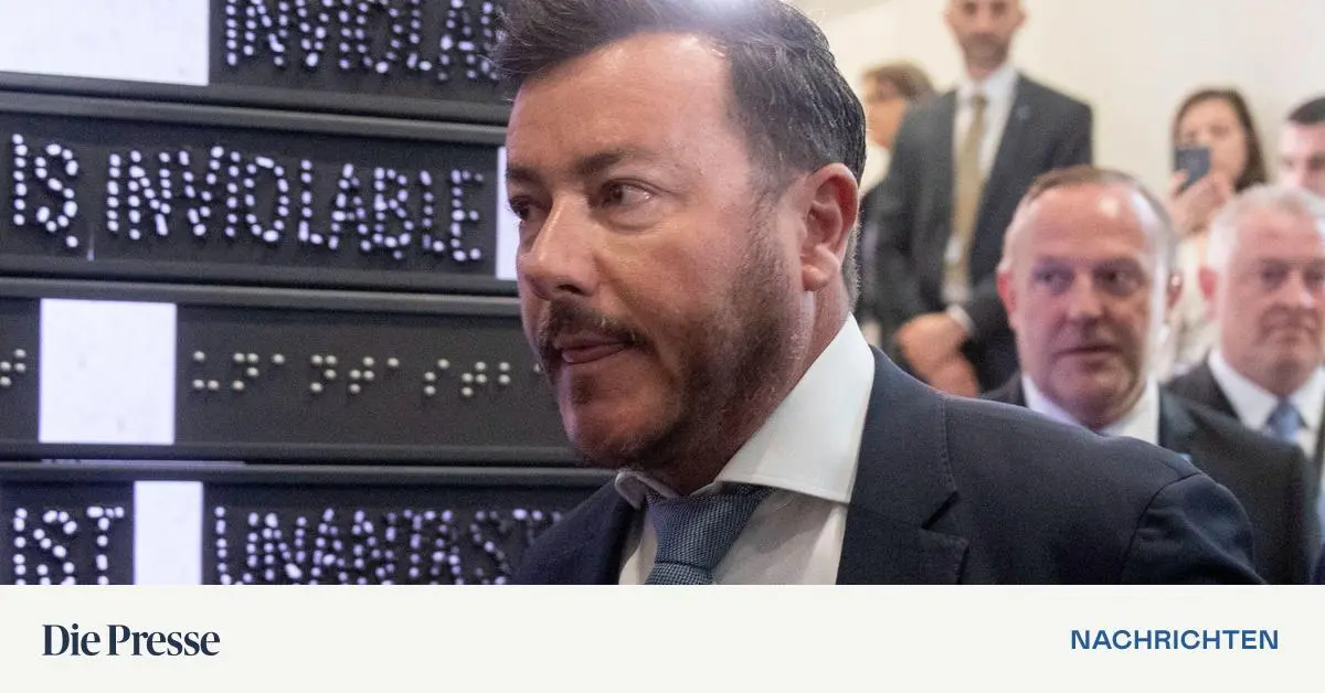 Familie-Benko-Privatstiftung-von-Milliarden-Schulden-nur-131-Millionen-Euro-als-Schulden-anerkannt-premium-