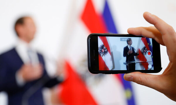 Der Ex-ÖVP-Chef zeigt sich verwundert, dass die WKStA Informationen über den Familienbonus anders wertet als solche über einen Wiener Schnitzelgutschein. 