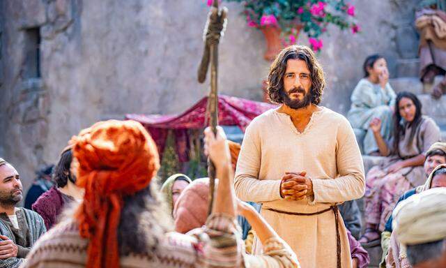 Jonathan Roumie, Schauspieler und katholischer Influencer, spielt Jesus in „The Chosen“. Staffel vier kam nun heraus, sieben Staffeln sind geplant.