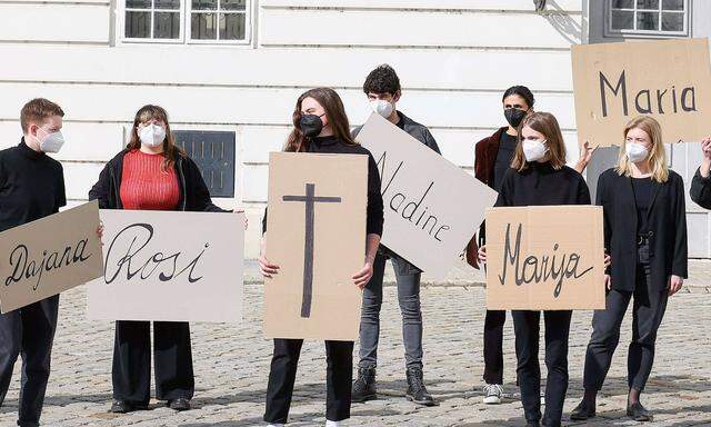 Die SPÖ-Frauen bei einer Demo für mehr Gewaltschutz für Frauen im Mai.