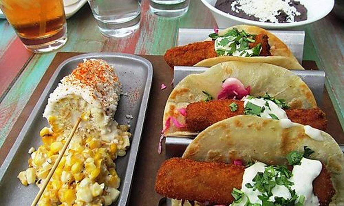 Freundliche Menschen, schöne Strände, tolle Küche: Bienvenidos in Mexiko! Expats schätzen besonders die Gastfreundlichkeit der Mexikaner – Platz 2.