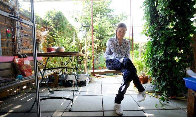 Ianina Ilitcheva in ihrem Garten: „Die immergleiche Umgebung war für mich nie ein Gefängnis.“