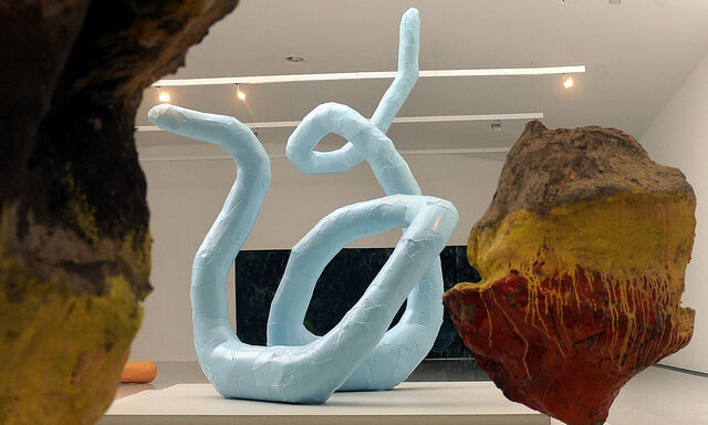 AUSSTELLUNG: 'FRANZ WEST - WO IST MEIN ACHTER?' IM MUMOK.