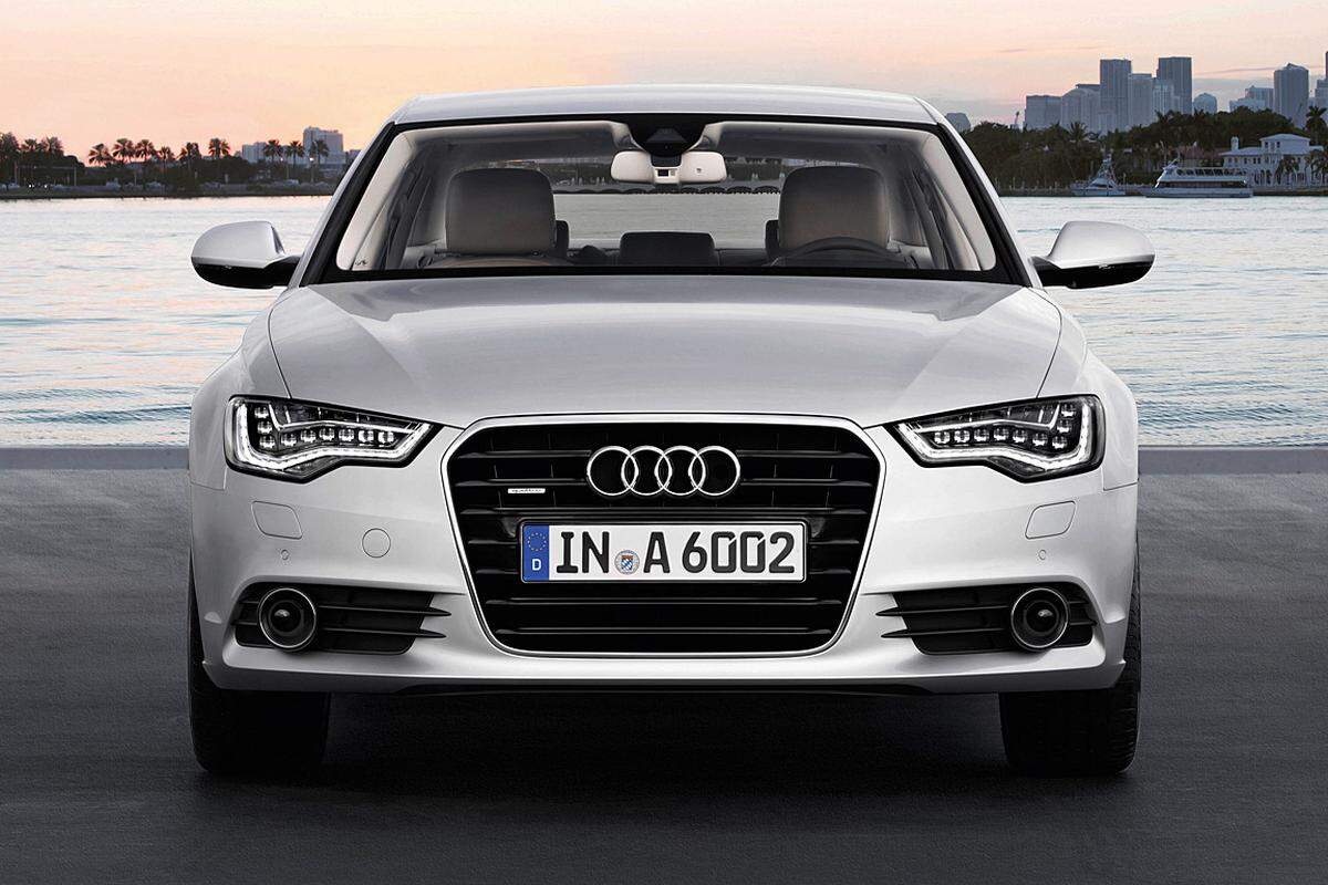 So ist es eben in der Business-Welt. Dort trägt man doch auch nur graue oder schwarze Anzüge als Markenzeichen für Seriosität. Und Geschäftsmänner (Audi war noch nie eine Marke für Frauen) sind nun einmal die auserkorene Zielgruppe für den neuen A6.
