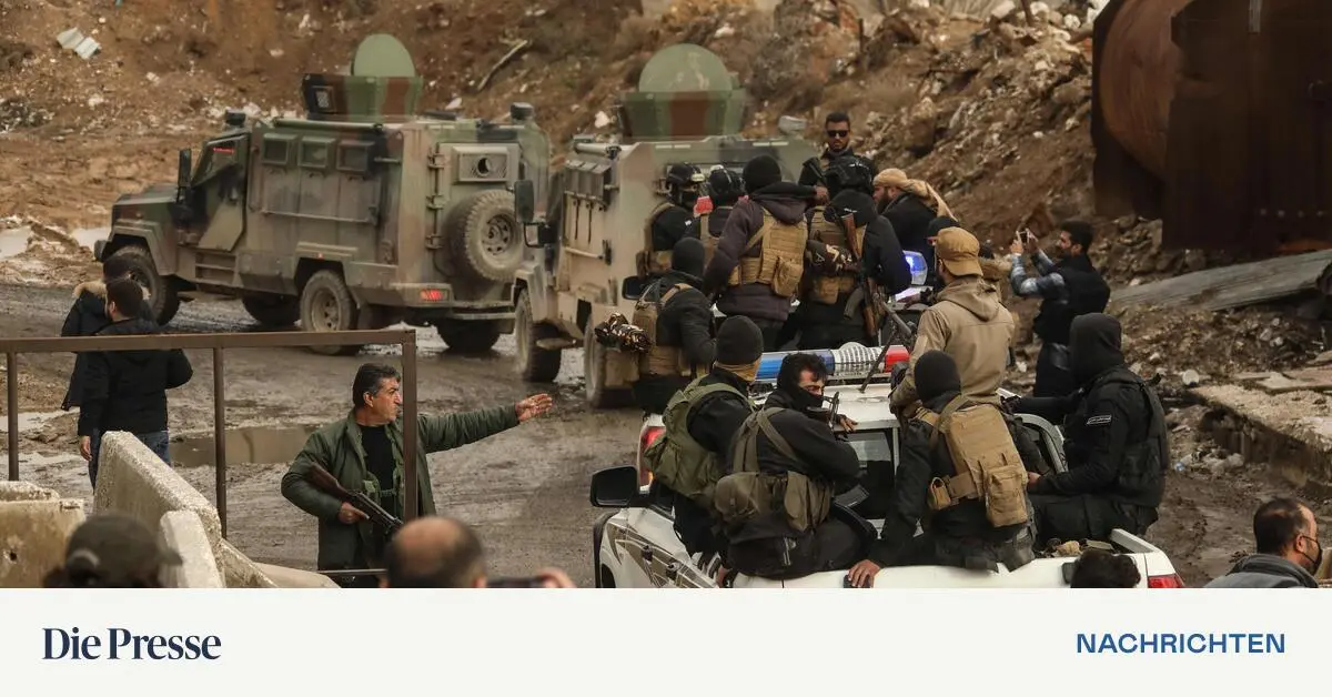 Syrische-Regierungstruppen-r-cken-in-kurdische-Gro-stadt-ein