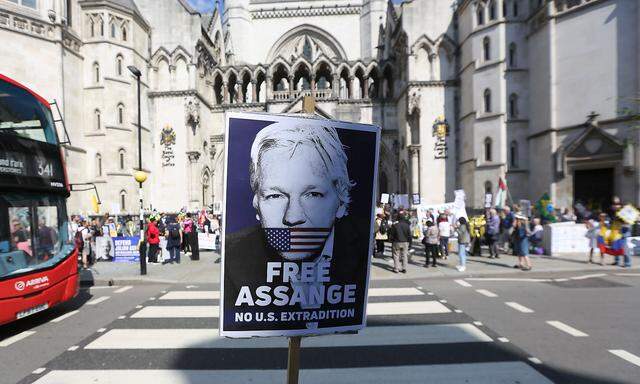 Die US-Justiz will Julian Assange wegen Spionagevorwürfen den Prozess machen.
