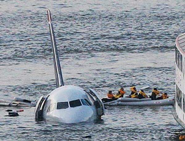 Der Gouverneur von New York hatte nach dem Unfall am 15. Jänner vom "Wunder von Hudson" gesprochen: Ein voll besetzter Airbus A320 war in den eiskalten Hudson River gestürzt, alle 155 Personen an Bord überlebten.