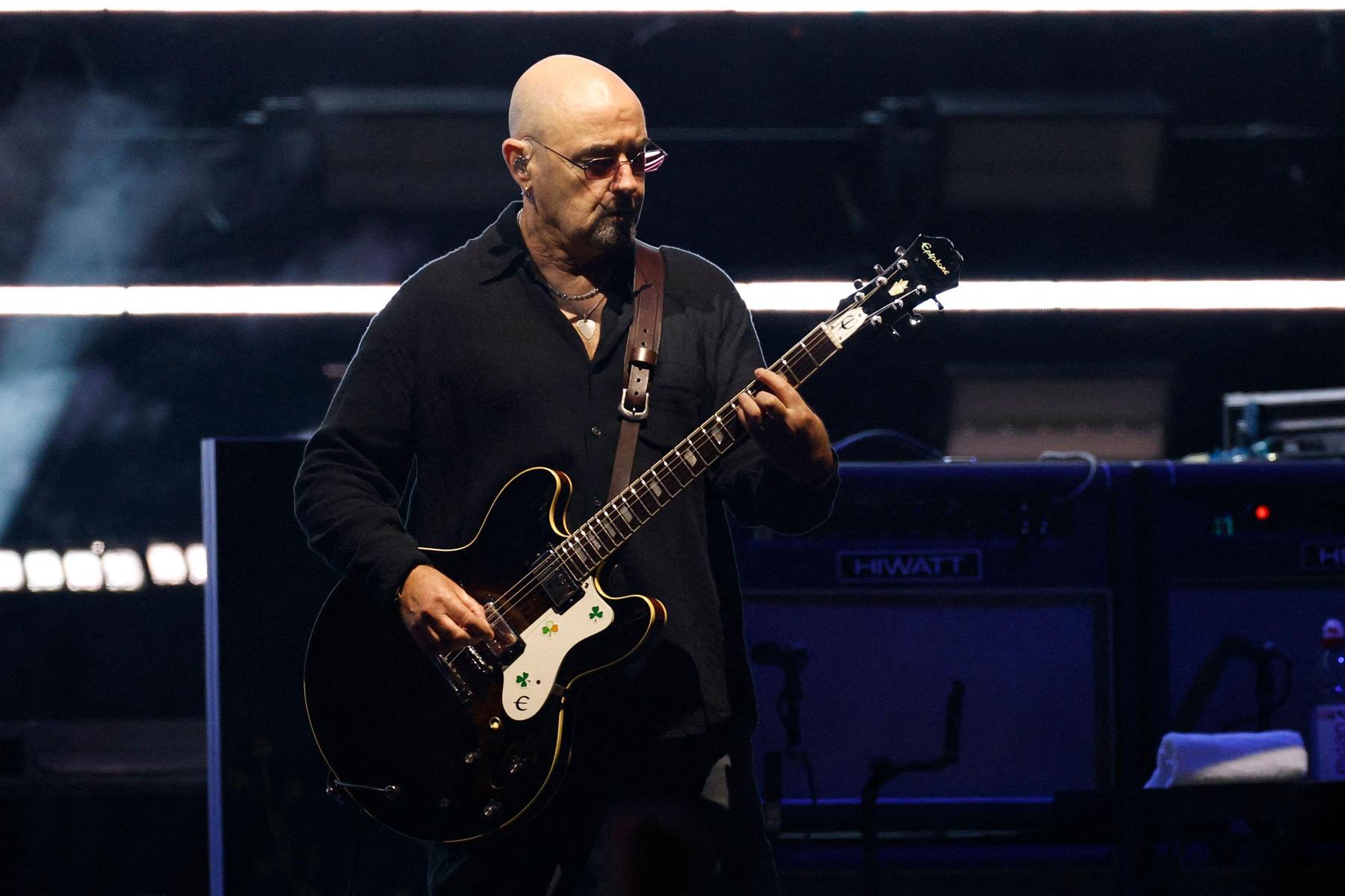 Oasis-Gitarrist unterbricht Tour für Krebsbehandlung