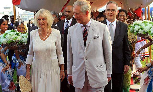 Prinz Charles - hier mit seiner Frau Camilla - eröffnete das Commonwealth-Treffen in Colombo.