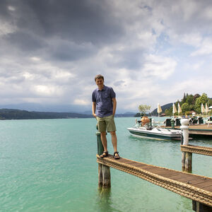 Autor Radek Knapp am Wörthersee.