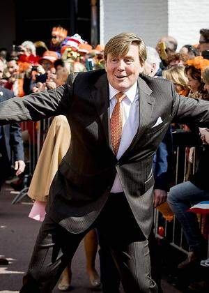 King Willem-Alexander and Queen Maxima of the Netherlands pose with their daughters in Wassenaar