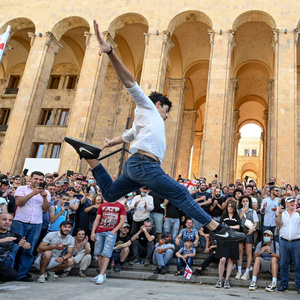 Zum Tanzen war vielen Georgierinnen und Georgiern in der Hauptstadt Tiflis zuletzt nicht mehr zumute. 