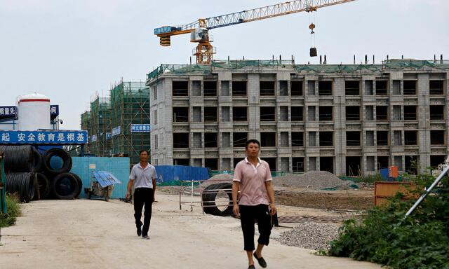 Der angeschlagene chinesische Immobilienentwickler kann Insidern zufolge die Rückzahlung fälliger Onshore-Anleihen aufschieben. 