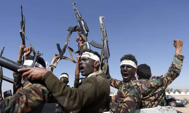 Seit fast drei Jahren bombardiert eine Militärkoalition unter Führung Saudi-Arabiens Stellungen der Houthi-Rebellen im Jemen