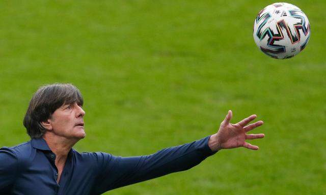 Joachim Löw hat sich zuletzt verschätzt, in der deutschen Nationalmannschaft beginnt nun eine neue Ära.