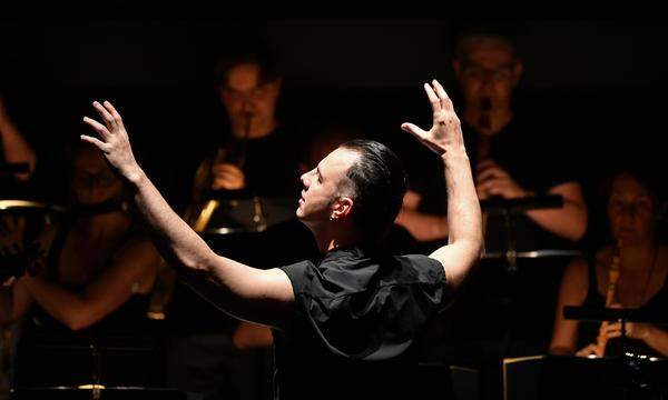 Teodor Currentzis wird bei den Wiener Festwochen Brittens „War Requiem“ dirigieren. 