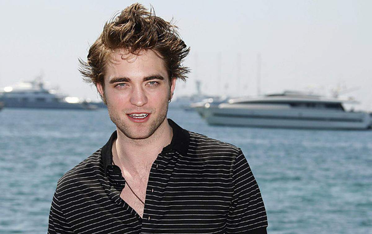 Dass an diesen Gerüchten doch was dran war, bestätigte Pattinson nun selbst: "Es ist sehr kompliziert, aber wir sind zusammen, ja", sagte er der britischen Zeitung "The Sun".