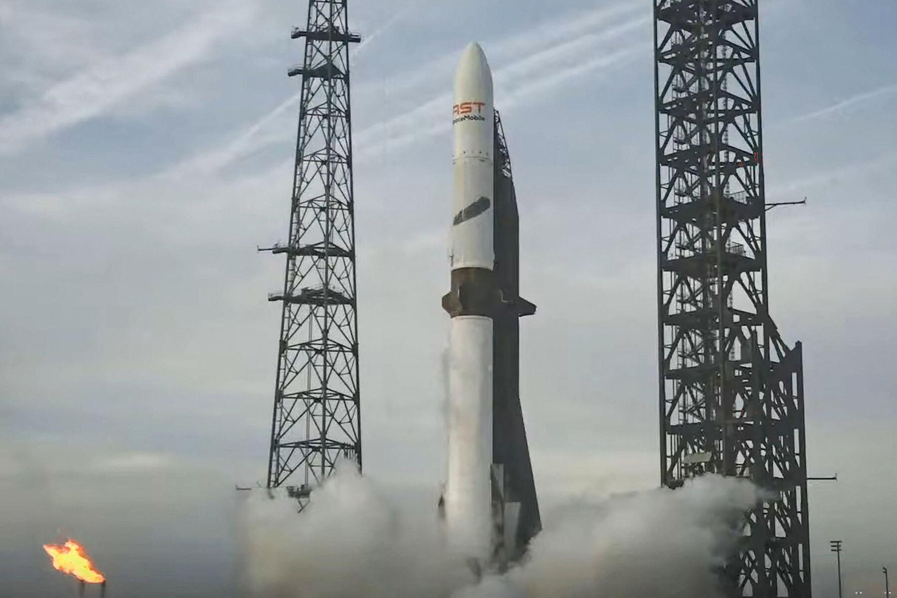 Bezos-Rakete setzt Satellit in falscher Umlaufbahn ab