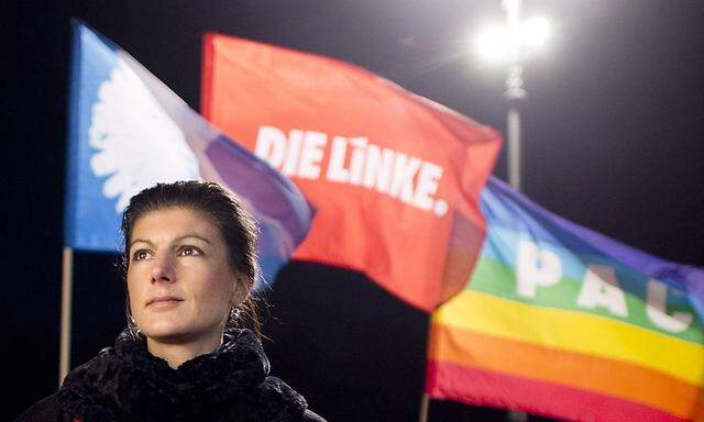 Sahra Wagenknecht auf einer Demonstration gegen Luftangriffe in Syrien