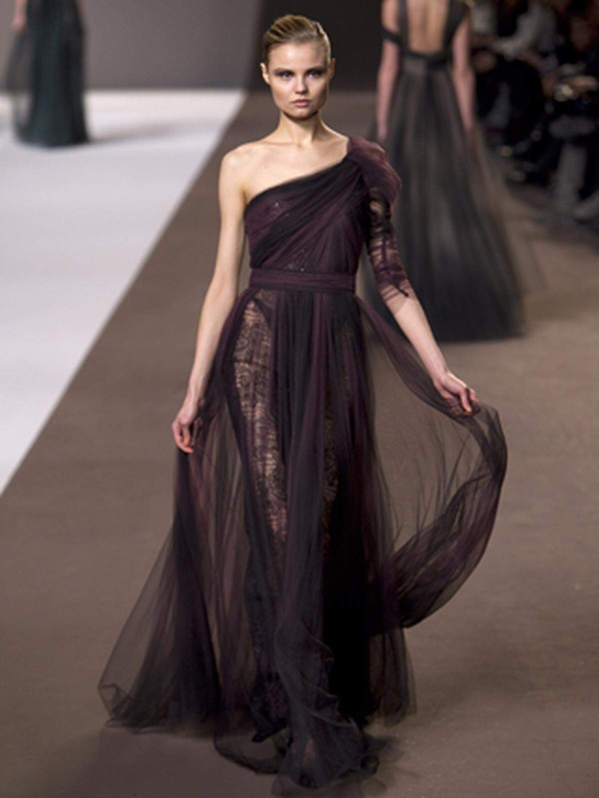 Elie Saab: Paris. HW 10/11