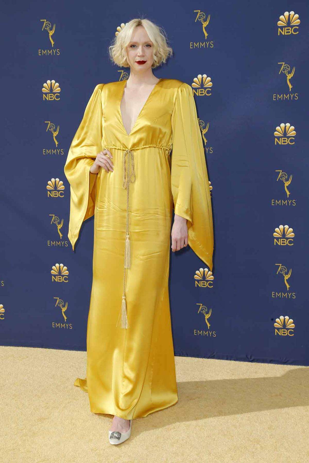 Ganze zwei Stunden soll Gwendoline Christie geweint haben, nachdem sie die Ritterrüstung ihrer "GoT"-Figur Brienne zum letzten Mal abgenommen hatte. Im Microsoft Theater in Los Angeles strahlte sie wie eine griechische Göttin.