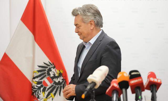Der Vizekanzler nennt den Rücktritt von Sebastian Kurz einen „richtigen Schritt“. 