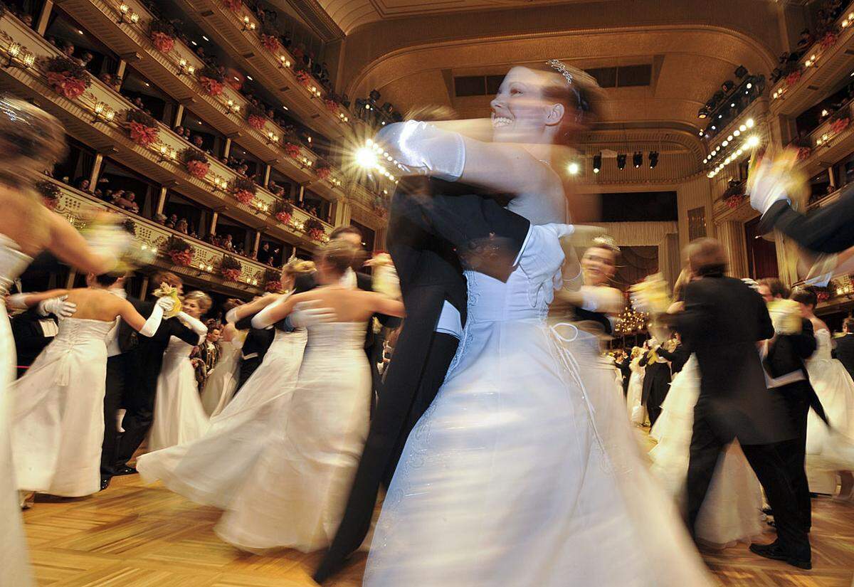 Weiter: Mehr Bilder vom Opernball 2011