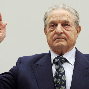 Soros bei einer Vereidigung vor einer Aussage vor dem US-Kongress anno 2008 zum Thema Hedge Funds