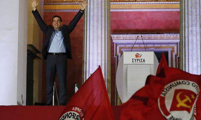 Der neue griechische Premier Tsipras spricht zu Anhängern