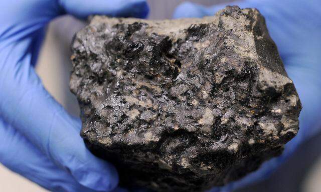 Das Naturhistorische Museum hat 2012 ein großes Stück des Meteoriten "Tissint" erworben.
