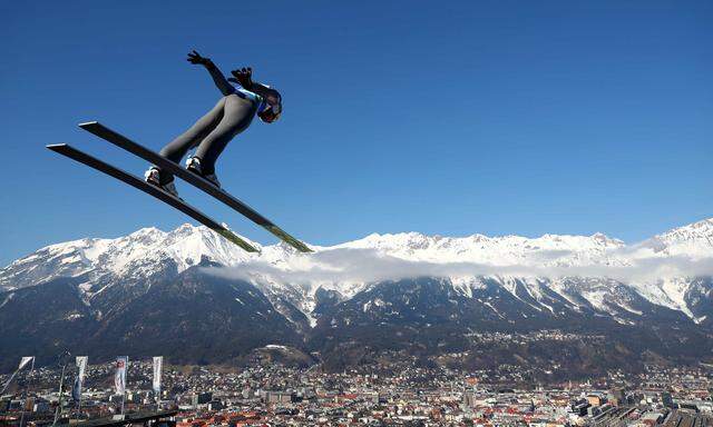Im Anflug auf Innsbruck: Markus Eisenbichler landete erstmals ganz oben auf dem Podest. 