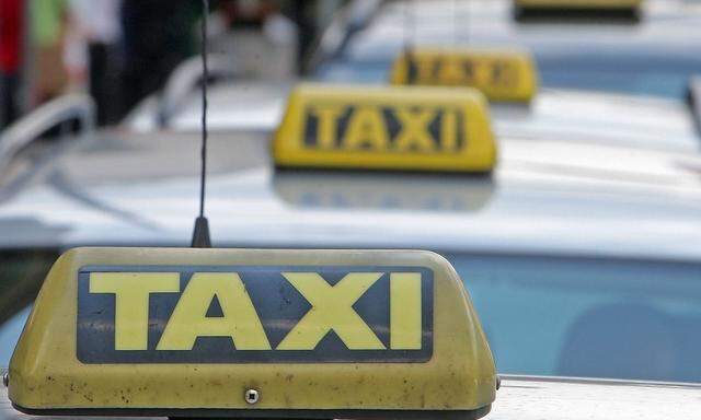 Der Kollektivvertrag für Taxifahrer regelt die arbeitsrechtlichen und Lohnbestimmungen.