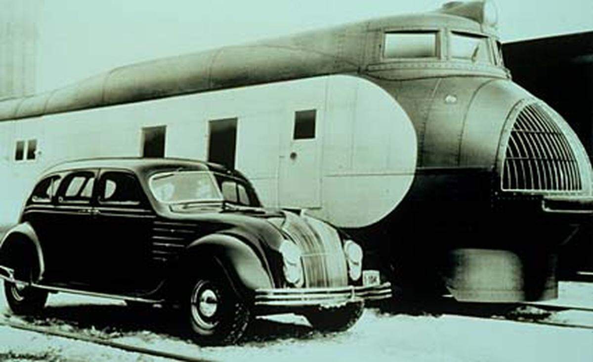Bereits 1983, sieben Jahre früher als geplant, zahlte Chrysler den Kredit an die US-Regierung zurück.Im Bild: Ein Airflow "streamliner" (1934), der erste Chrysler mit ausgeklügelter Aerodynamik. Dadurch konnte der Verbrauch auf rund 11 Liter auf 100 Kilometer gesenkt werden.