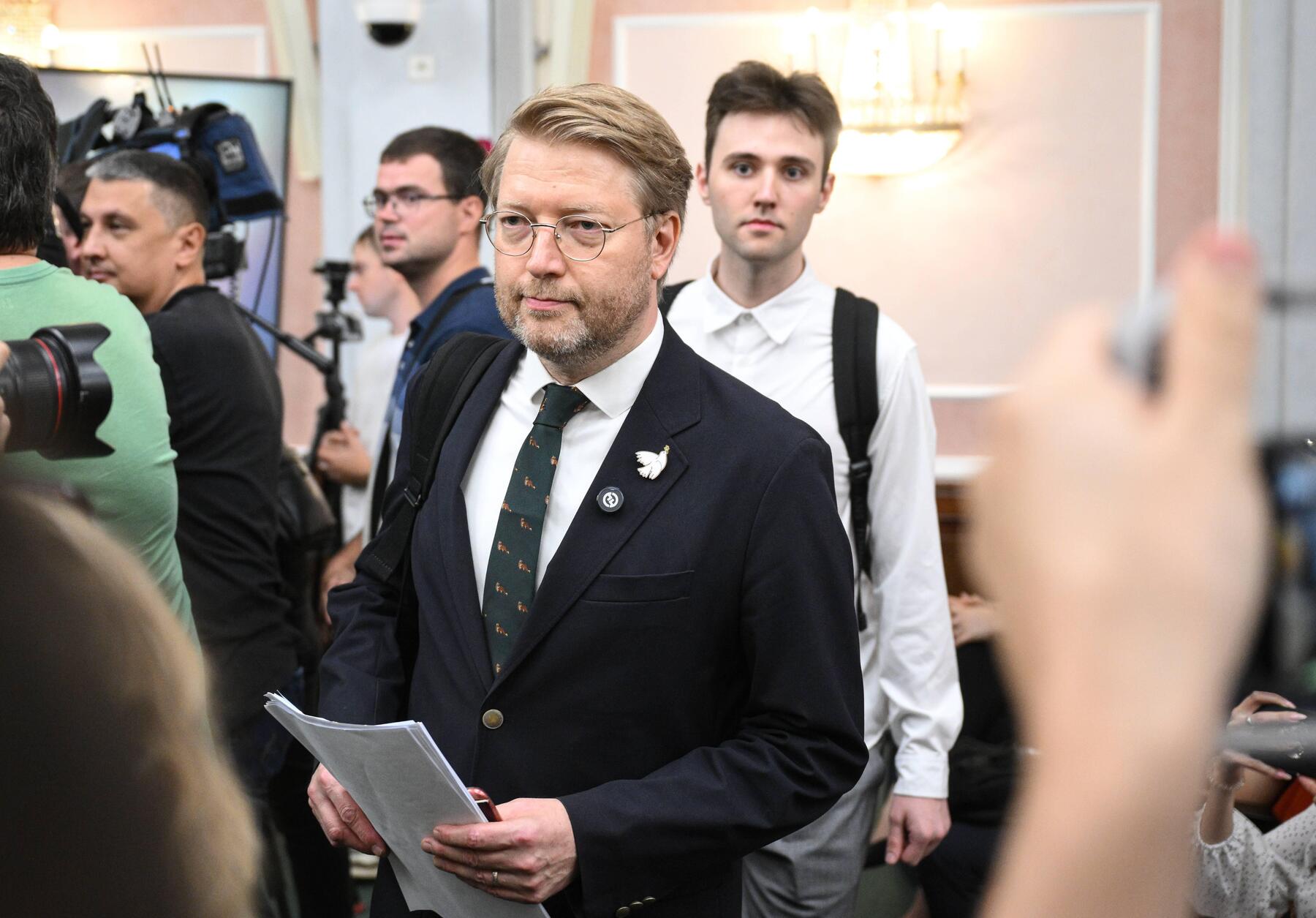 Russia: Court excludes opposition party Yabloko from elections