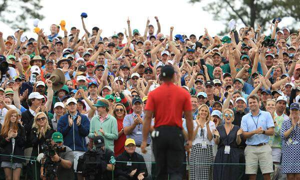 Wo immer Tiger Woods auch auftaucht, die große Bühne gehört nur dem Golfstar.