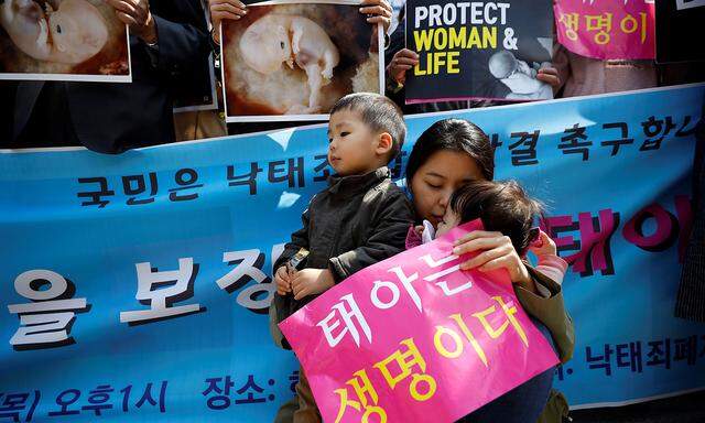 Abtreibungsgesetze: Demonstranten in Südkorea